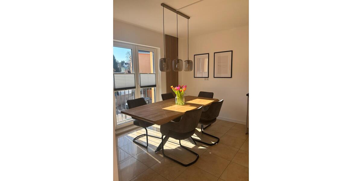 Etagenwohnung Zwickau Auerbach - 4 Zimmer, 97 m&sup2;, 974&euro; | Angebot:26567258