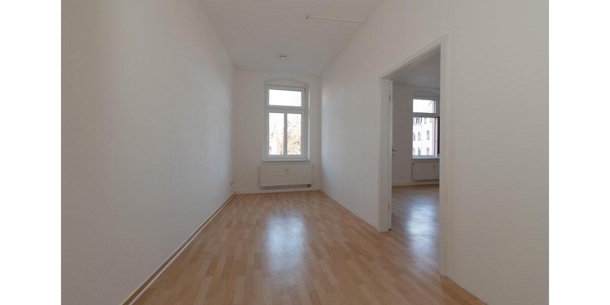 Etagenwohnung Werdau - 2 Zimmer, 57 m&sup2;, 290&euro; | Angebot:24953427