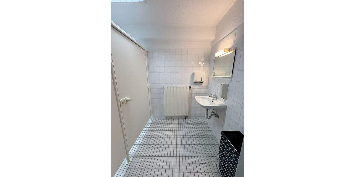 Gewerbeobjekt Lößnitz - 7 Zimmer, 120 m&sup2;, 159.000&euro; | Angebot:25688220