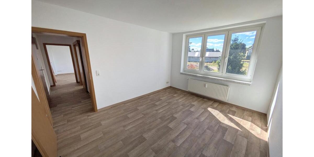 Etagenwohnung Limbach-Oberfrohna Oberfrohna - 2 Zimmer, 46 m&sup2;, 327&euro; | Angebot:25945640