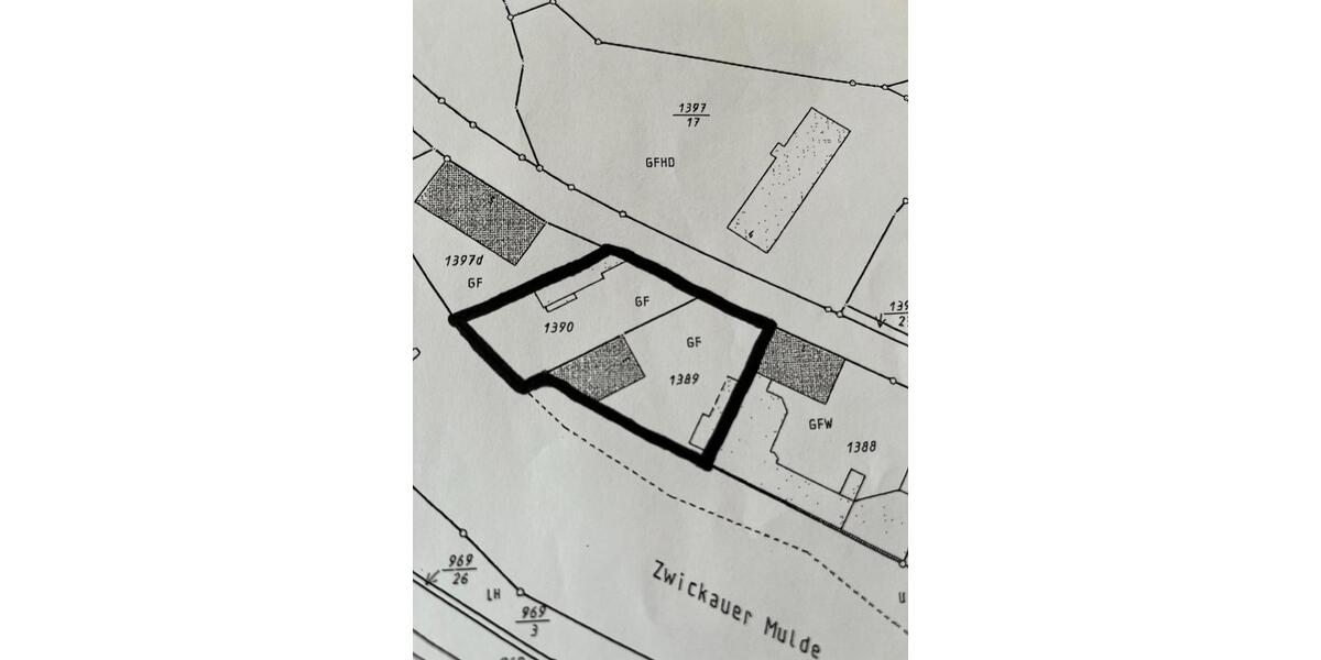 Einfamilienhaus Aue-Bad Schlema Bad Schlema - 6 Zimmer, 295 m&sup2;, 145.000&euro; | Angebot:25942403