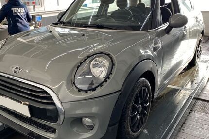 Mini ONE 123.347 km 6.500 &euro; Zwickau 08060
