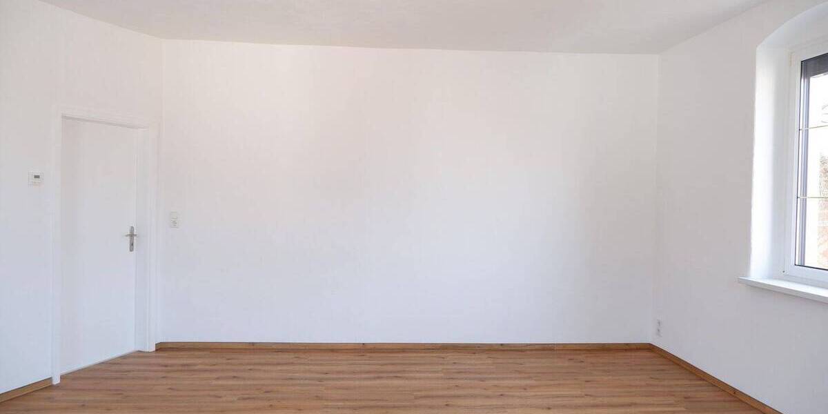 Etagenwohnung Wilkau-Haßlau Haßlau - 4 Zimmer, 105 m&sup2;, 830&euro; | Angebot:25897497