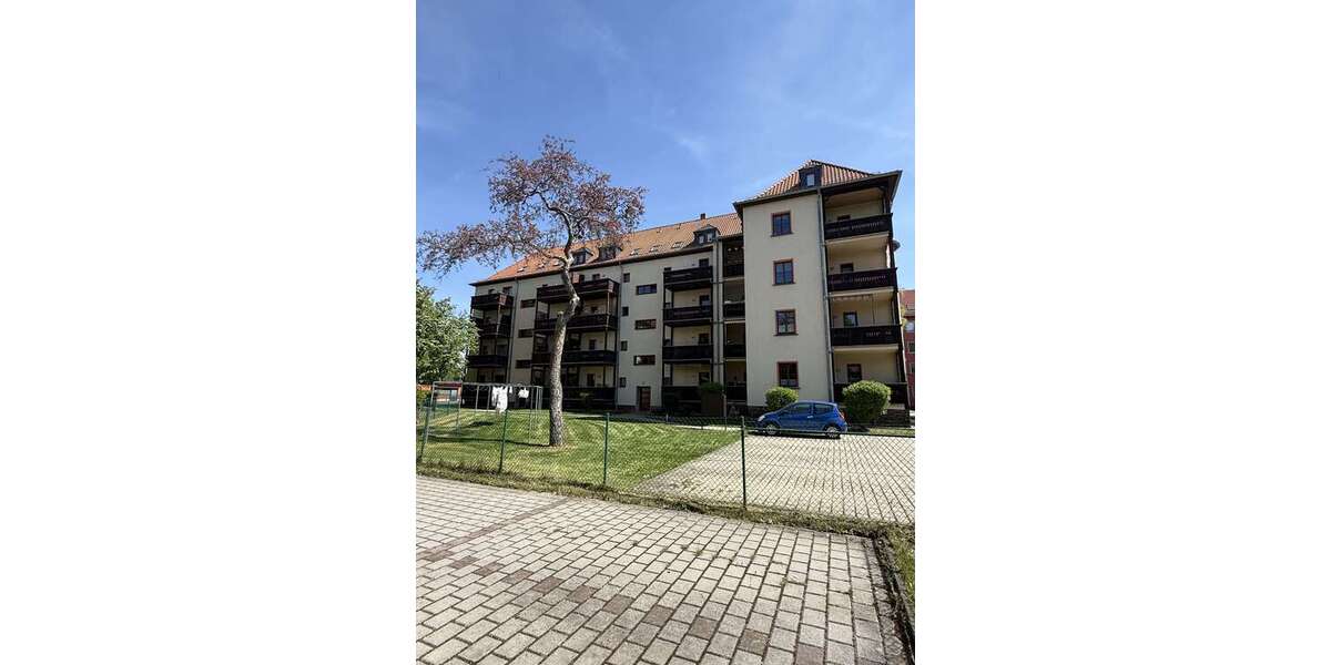 Etagenwohnung Zwickau Nordvorstadt - 3.5 Zimmer, 83 m&sup2;, 509&euro; | Angebot:25985581