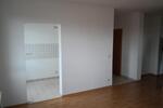 Etagenwohnung Zwickau Neuplanitz - 2 Zimmer, 41 m&sup2;, 300&euro; | Angebot:26147461