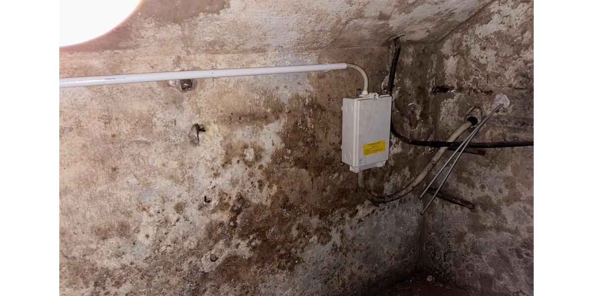 Reihenhaus Crimmitschau - 10 Zimmer, 200 m&sup2;, 25.000&euro; | Angebot:25648685