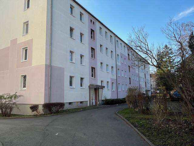 Etagenwohnung Zwickau Marienthal - 2 Zimmer, 42 m&sup2;, 260&euro; | Angebot:26700101