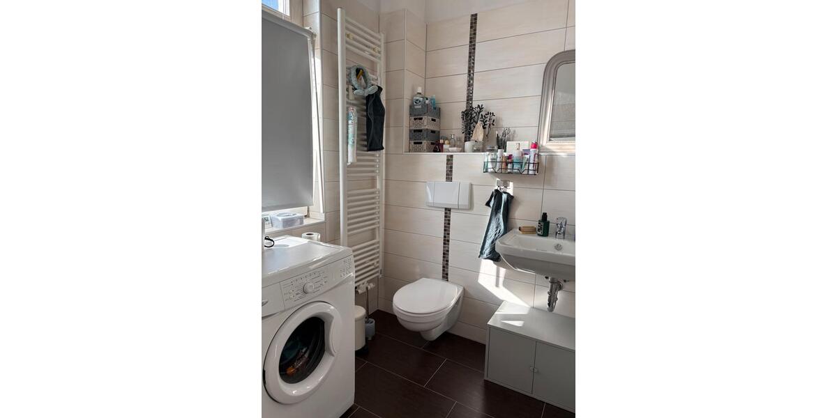 Etagenwohnung Zwickau - 2 Zimmer, 42 m&sup2;, 288&euro; | Angebot:25376811