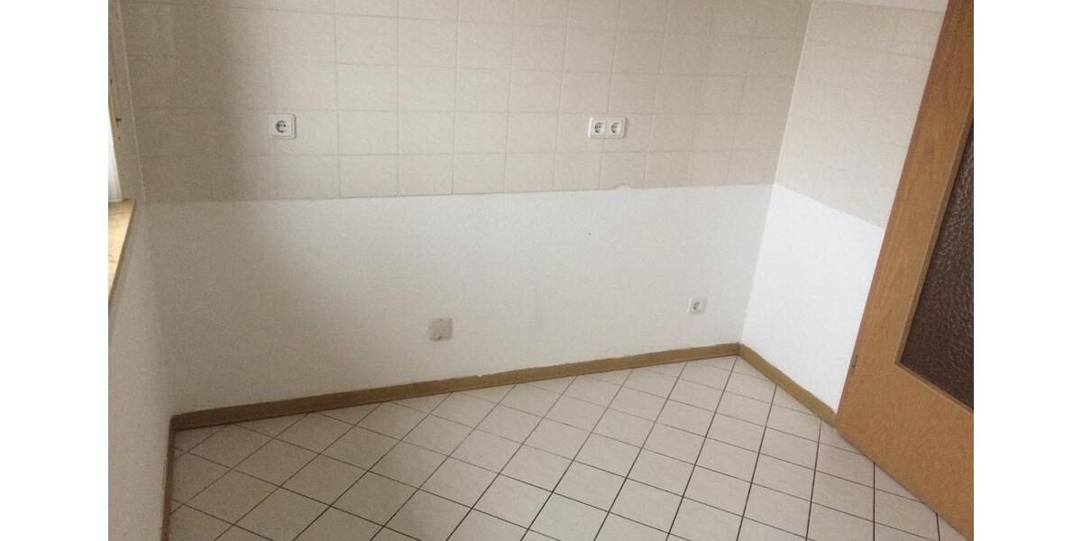 Etagenwohnung Werdau - 2 Zimmer, 56 m&sup2;, 390&euro; | Angebot:24511835