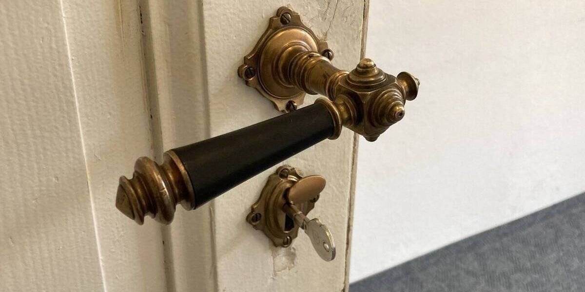 Gewerbeobjekt Zwickau Bahnhofsvorstadt - 5 Zimmer, 113 m&sup2;, 740&euro; | Angebot:25802816