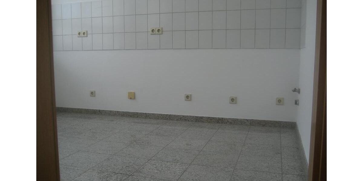 Etagenwohnung Limbach-Oberfrohna Oberfrohna - 1 Zimmer, 37 m&sup2;, 295&euro; | Angebot:25108605