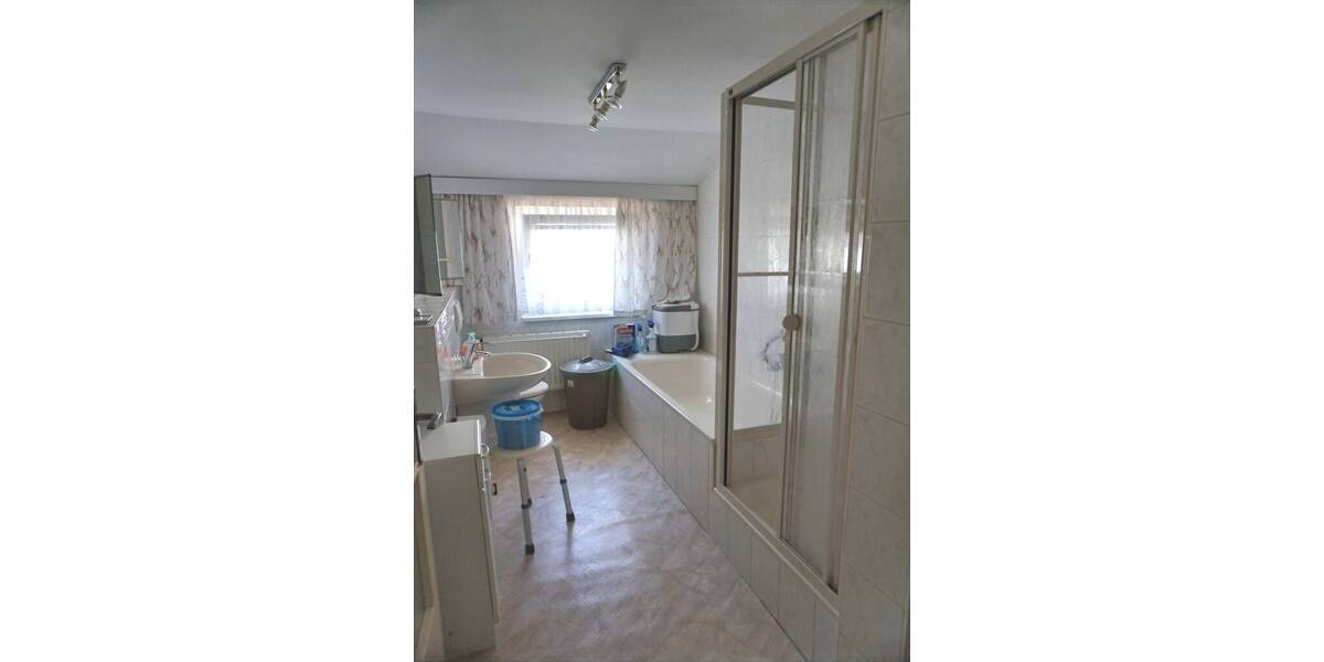 Mehrfamilienhaus, Wohnhaus Auerbach Sorga - 7 Zimmer, 160 m&sup2;, 65.000&euro; | Angebot:25799449