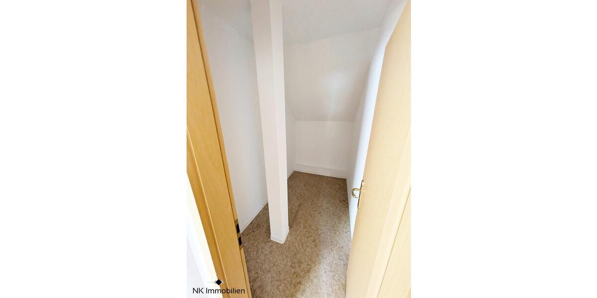 Etagenwohnung Limbach-Oberfrohna Oberfrohna - 2 Zimmer, 56 m&sup2;, 356&euro; | Angebot:25945710