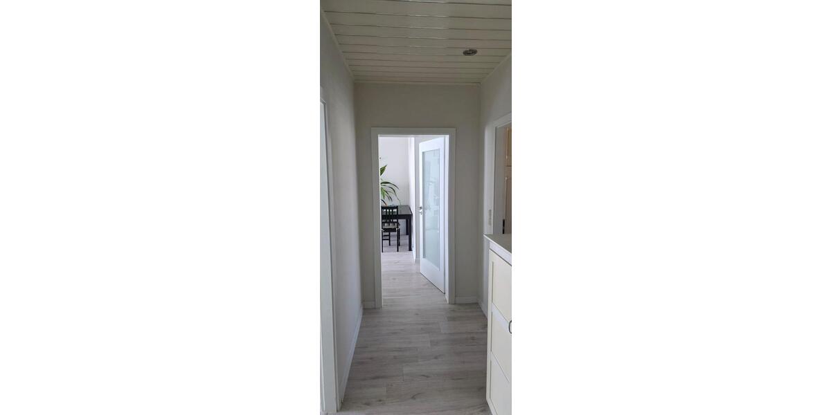 Etagenwohnung Limbach-Oberfrohna Oberfrohna - 3 Zimmer, 58 m&sup2;, 300&euro; | Angebot:25545372