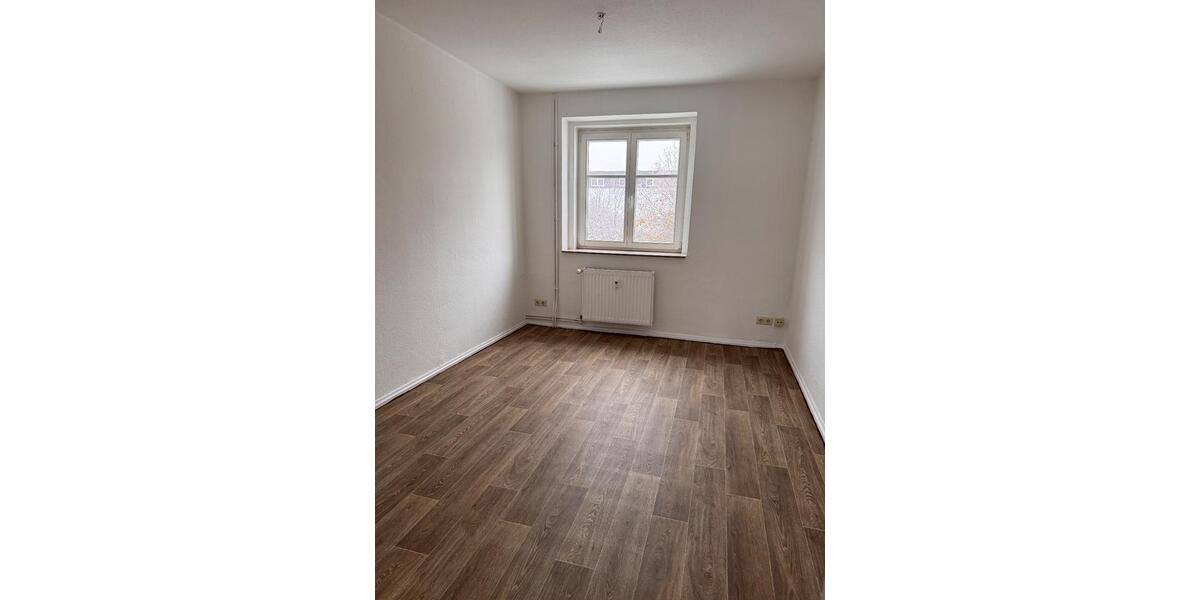 Etagenwohnung Hartmannsdorf - 2 Zimmer, 46 m&sup2;, 277&euro; | Angebot:22419681