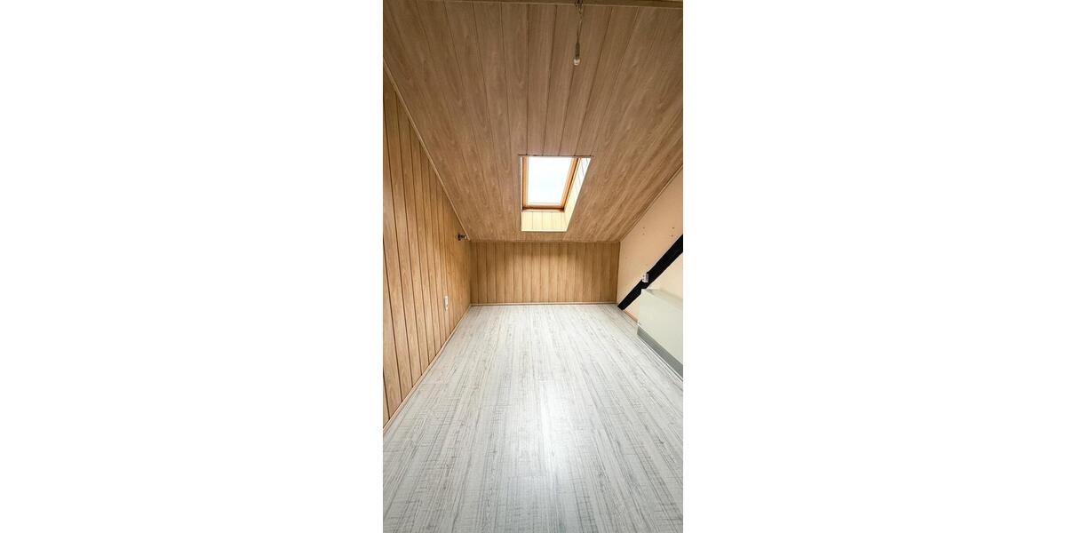 Maisonettenwohnung Crimmitschau - 3 Zimmer, 122 m&sup2;, 960&euro; | Angebot:25307850