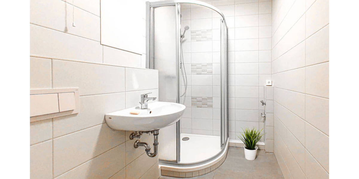 Etagenwohnung Zwickau Eckersbach - 2 Zimmer, 42 m&sup2;, 294&euro; | Angebot:25676811