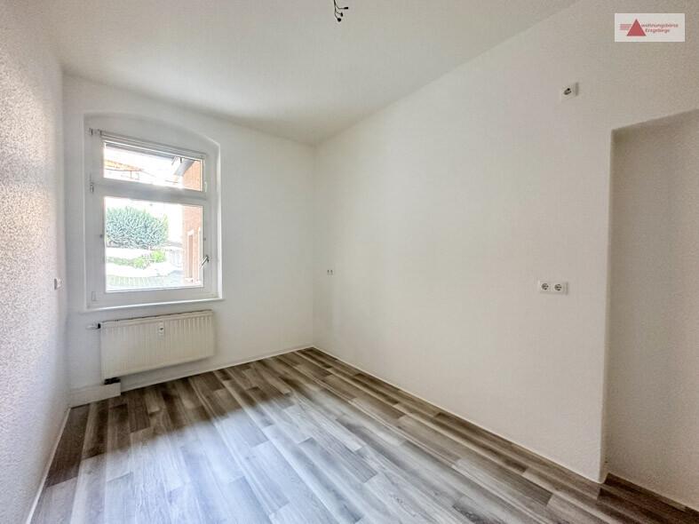 Erdgeschoßwohnung Stollberg (Erzgebirge) - 3 Zimmer, 74 m&sup2;, 485&euro; | Angebot:25342770