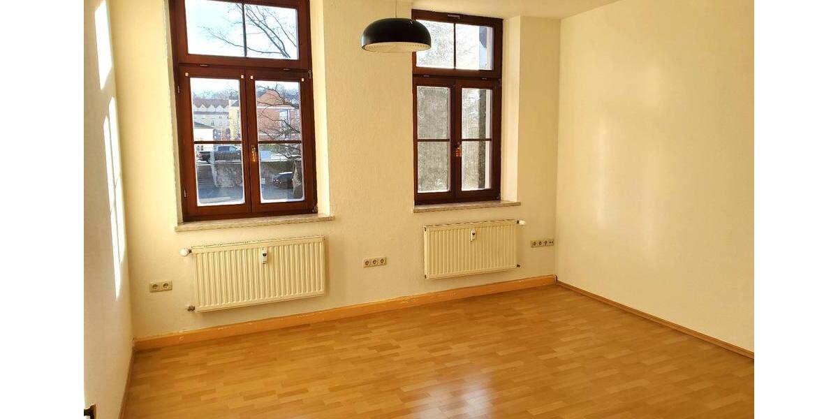 Etagenwohnung Werdau - 2 Zimmer, 55 m&sup2;, 410&euro; | Angebot:25419556