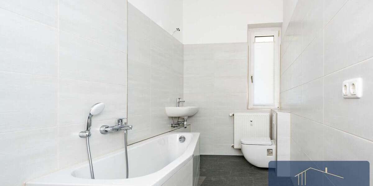 Etagenwohnung Glauchau - 3 Zimmer, 75 m&sup2;, 375&euro; | Angebot:22223990