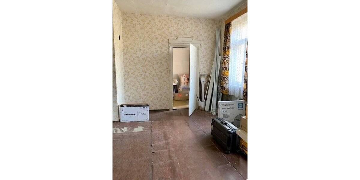 Reihenmittelhaus Elsterberg - 1 Zimmer, 130 m&sup2;, 79.000&euro; | Angebot:25662003