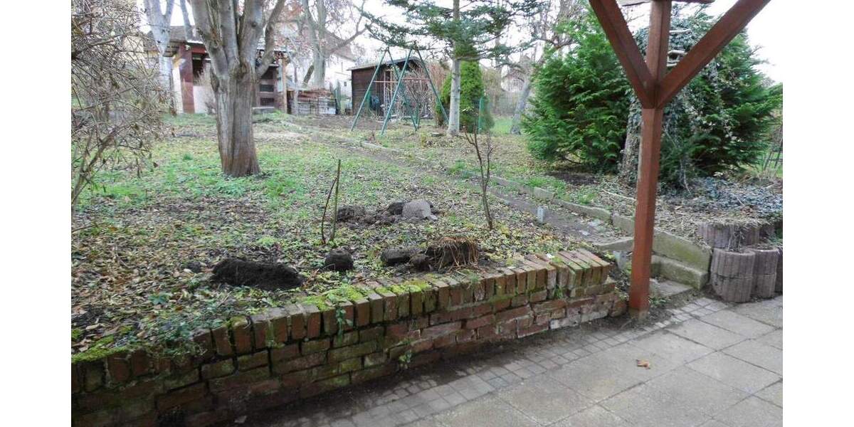 Einfamilienhaus Werdau - 4 Zimmer, 110 m&sup2;, 77.000&euro; | Angebot:25662887