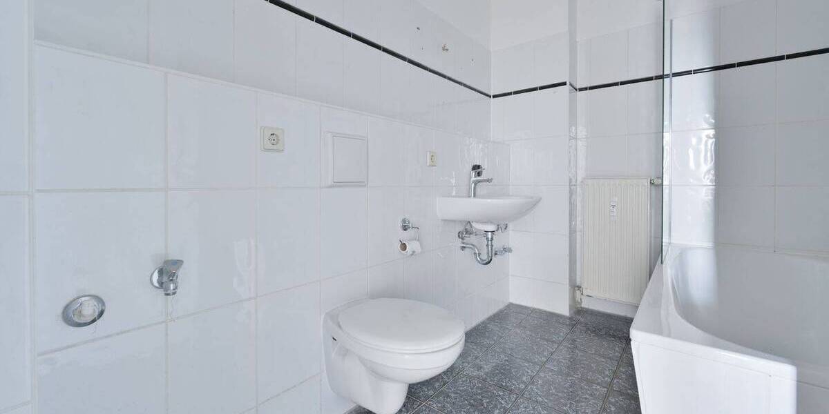 Etagenwohnung Hohenstein-Ernstthal Ernstthal - 3 Zimmer, 66 m&sup2;, 365&euro; | Angebot:26028054