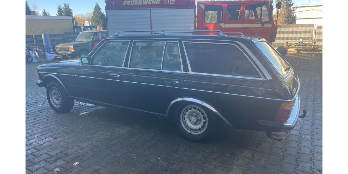 Mercedes-Benz 300 235.000 km 9.500 &euro; Zwickau 08056