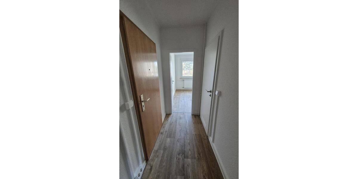 Etagenwohnung Hohenstein-Ernstthal Ernstthal - 3 Zimmer, 56 m&sup2;, 366&euro; | Angebot:24781254