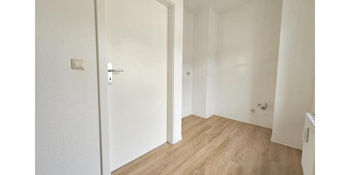 Etagenwohnung Zwickau Zwickau-Nord - 3 Zimmer, 60 m&sup2;, 332&euro; | Angebot:25149558