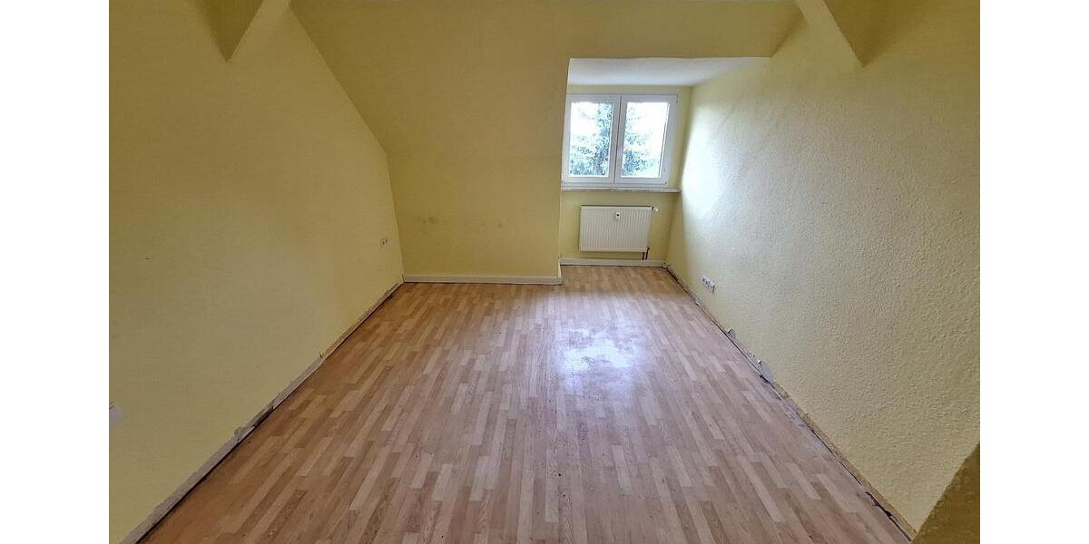 Dachgeschoßwohnung Pöhl - 4 Zimmer, 91 m&sup2;, 500&euro; | Angebot:25081623