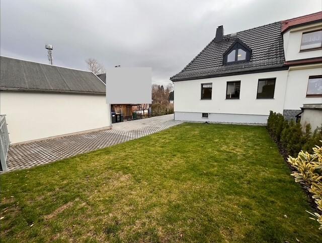 Doppelhaushälfte Zwickau - 3 Zimmer, 95 m&sup2;, 1.450&euro; | Angebot:25395037