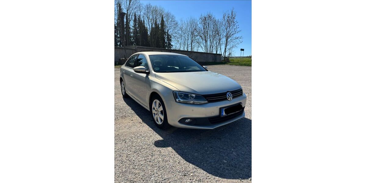 VW Jetta 167.694 km 7.100 &euro; Penig 09322
