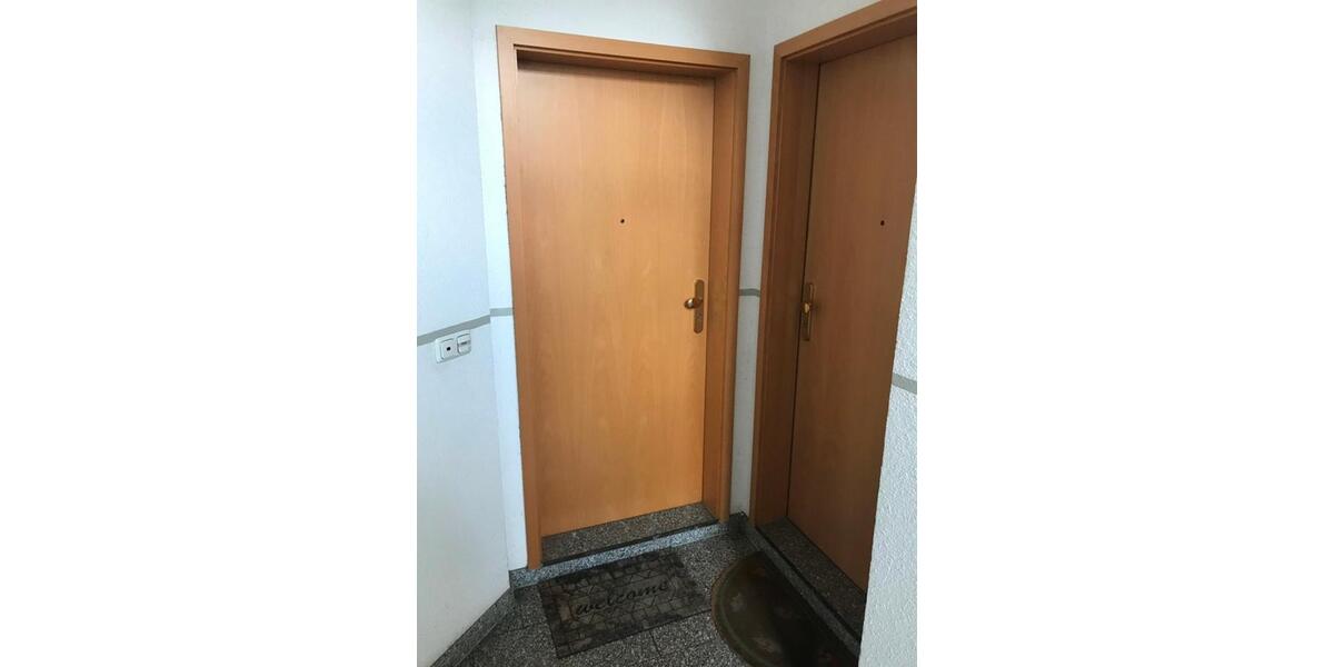 Etagenwohnung Zwickau - 2 Zimmer, 55 m&sup2;, 370&euro; | Angebot:24878691