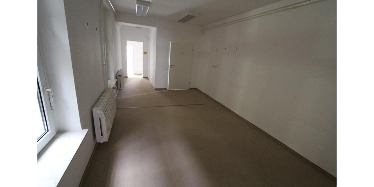 Gewerbeobjekt Meerane - 1.000&euro; | Angebot:9521125