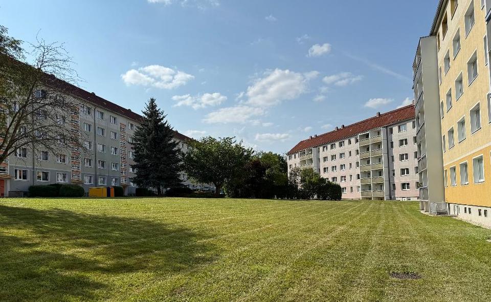 Etagenwohnung Lichtentanne - 2 Zimmer, 49 m&sup2;, 275&euro; | Angebot:25375174