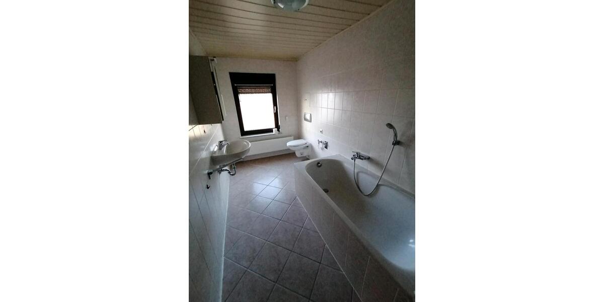 Etagenwohnung Limbach-Oberfrohna Oberfrohna - 2 Zimmer, 55 m&sup2;, 280&euro; | Angebot:24307006