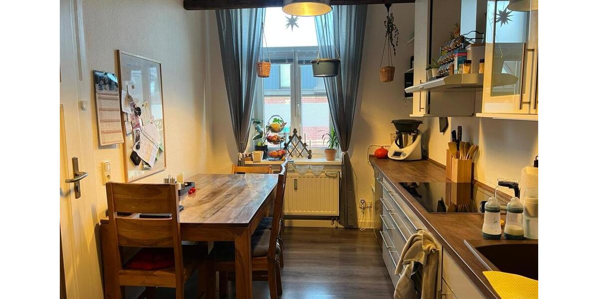 Etagenwohnung Falkenstein/Vogtland Vogtland - 3.5 Zimmer, 87 m&sup2;, 560&euro; | Angebot:25146871