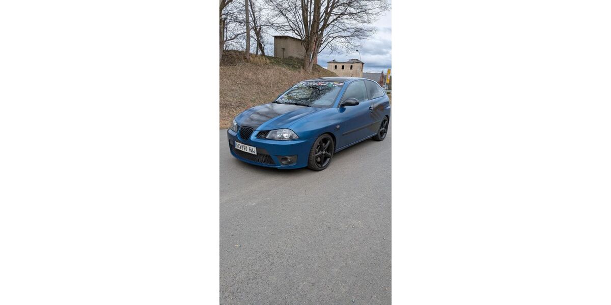 Seat Ibiza 228.000 km 5.800 &euro; Falkenstein 08223