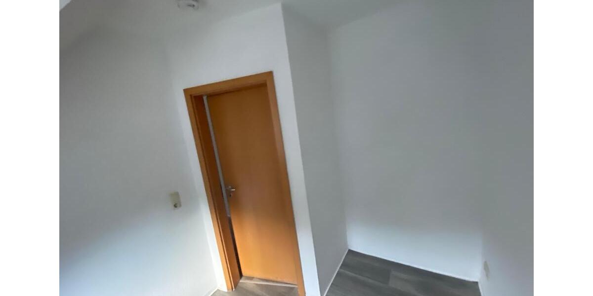 Etagenwohnung Greiz - 2 Zimmer, 27 m&sup2;, 199&euro; | Angebot:26658962