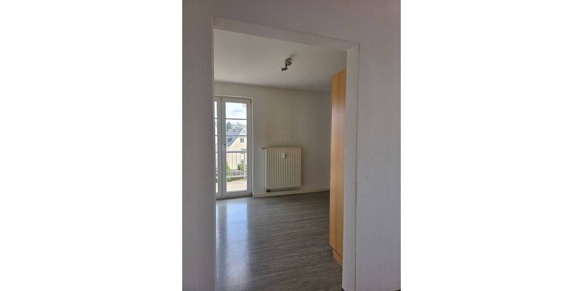 Etagenwohnung Hartmannsdorf - 2 Zimmer, 53 m&sup2;, 47.900&euro; | Angebot:25730763