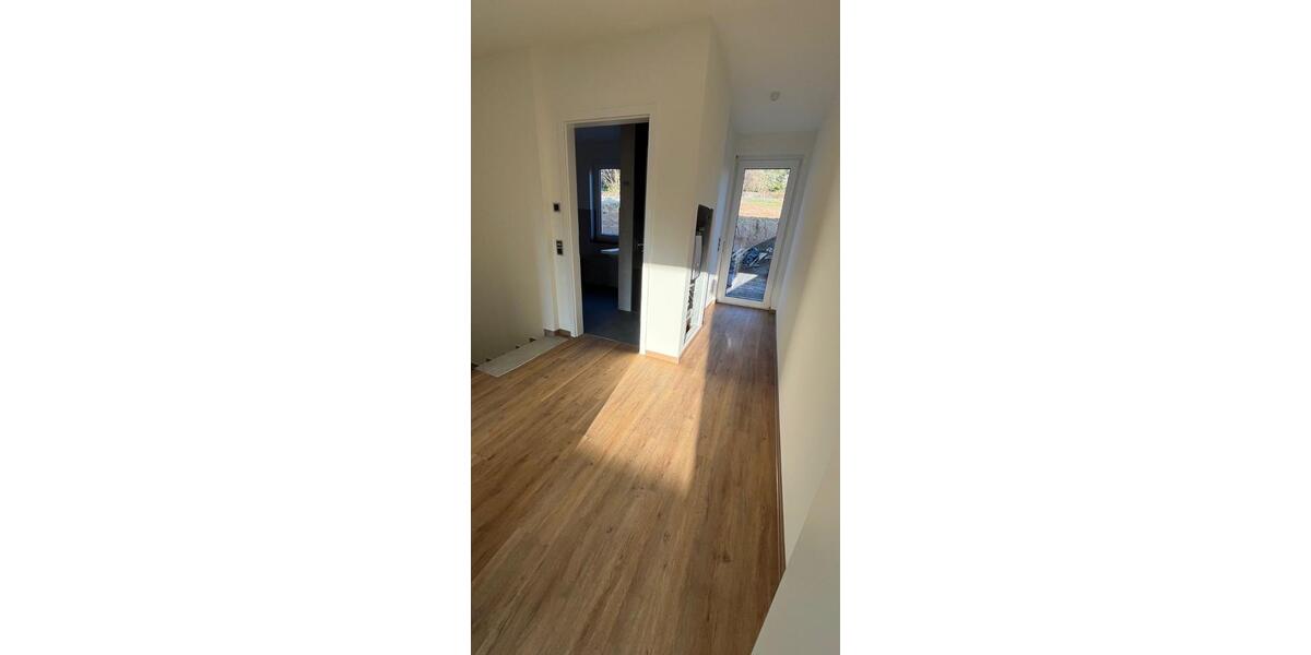 Maisonettenwohnung Werdau - 3 Zimmer, 126 m&sup2;, 1.642&euro; | Angebot:21120128