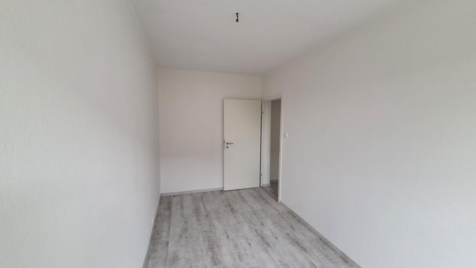 Erdgeschoßwohnung Wildenfels - 3 Zimmer, 56 m&sup2;, 270&euro; | Angebot:25055997
