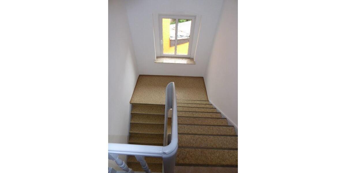 Etagenwohnung Meerane - 2 Zimmer, 61 m&sup2;, 299&euro; | Angebot:22739696