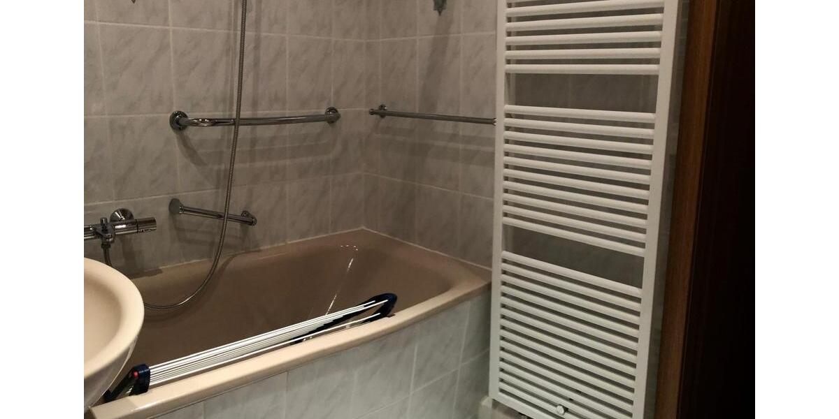 Etagenwohnung Lauter-Bernsbach Bernsbach - 3 Zimmer, 56 m&sup2;, 290&euro; | Angebot:25381764