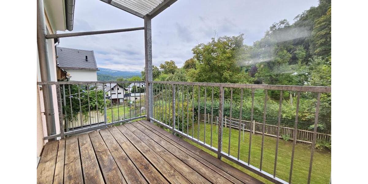 Etagenwohnung Aue-Bad Schlema Bad Schlema - 3 Zimmer, 84 m&sup2;, 439&euro; | Angebot:25084332