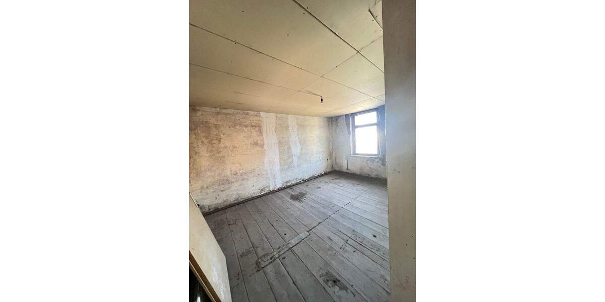 Mehrfamilienhaus, Wohnhaus Reichenbach im Vogtland Reichenbach - 1 Zimmer, 500 m&sup2;, 63.000&euro; | Angebot:25708252