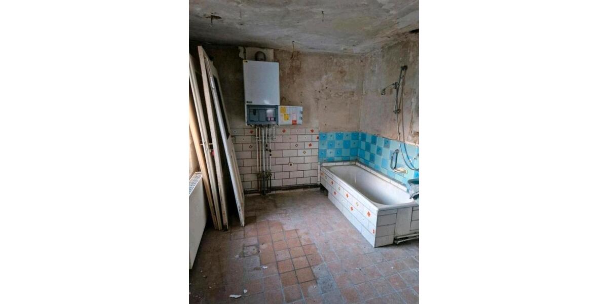 Reihenhaus Meerane - 4 Zimmer, 100 m&sup2;, 19.500&euro; | Angebot:25961788