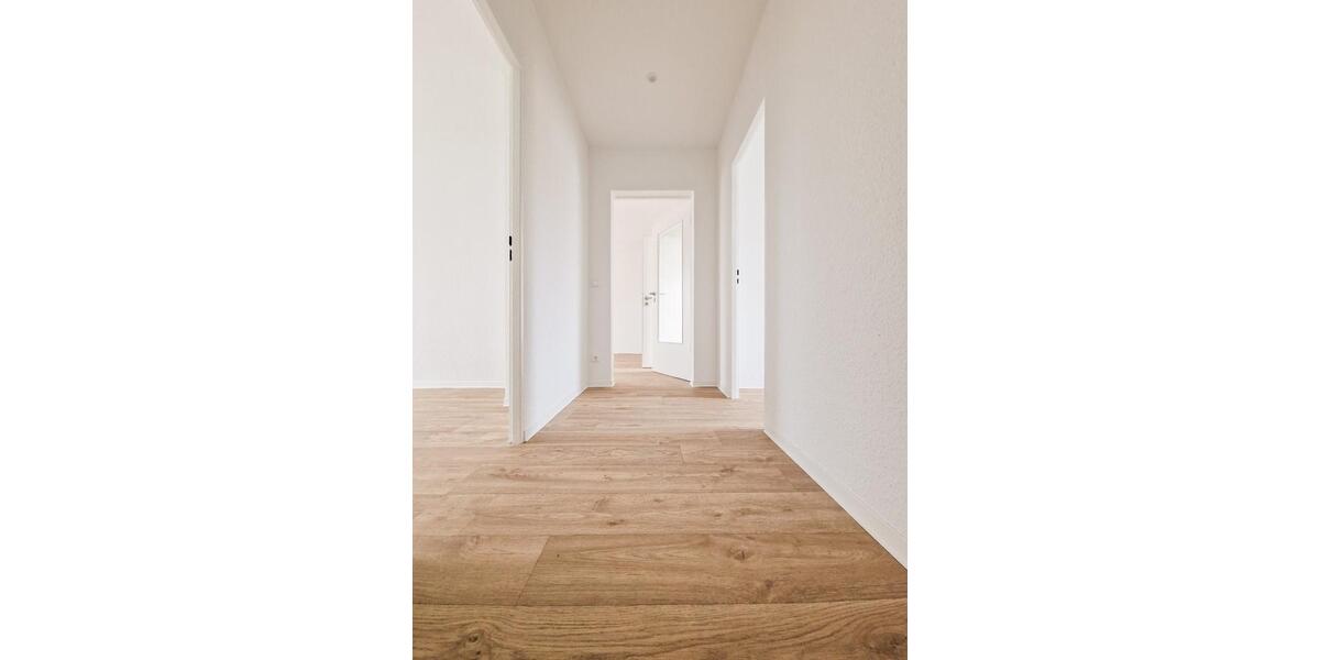 Etagenwohnung Glauchau - 3 Zimmer, 60 m&sup2;, 340&euro; | Angebot:23807496