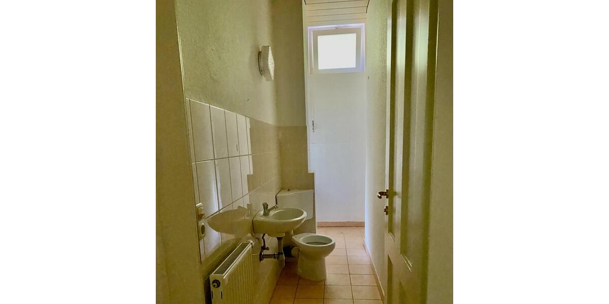 Hochparterre Greiz - 3 Zimmer, 98 m&sup2;, 588&euro; | Angebot:24855385